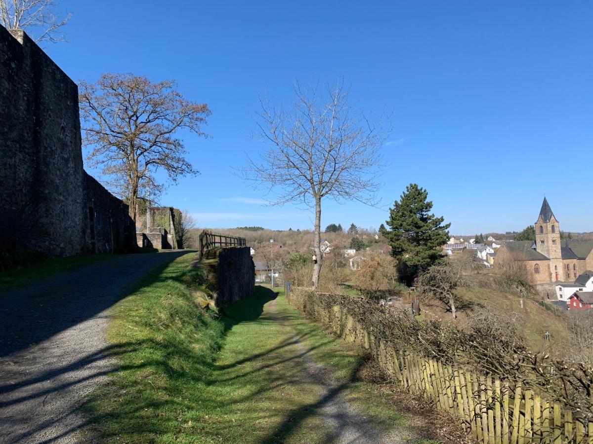 Ferienhaus Eifelstuben Mit Charme - Bauernstube Vulkaneifel - Naehe See Und Burgruine 乌尔门 外观 照片