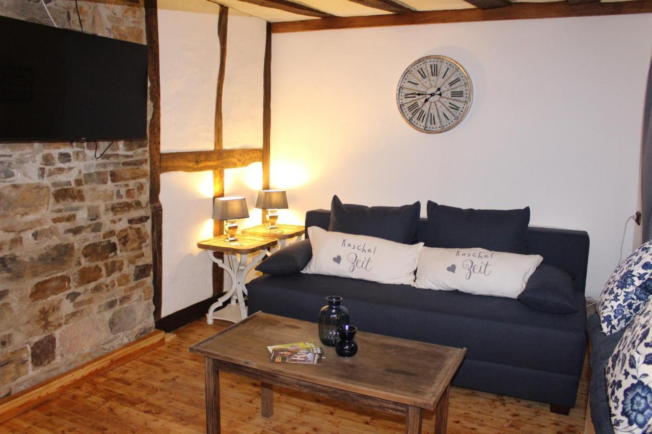 Ferienhaus Eifelstuben Mit Charme - Bauernstube Vulkaneifel - Naehe See Und Burgruine 乌尔门 外观 照片